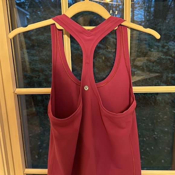 Lululemon Racer Tank - Picture 2 of 7